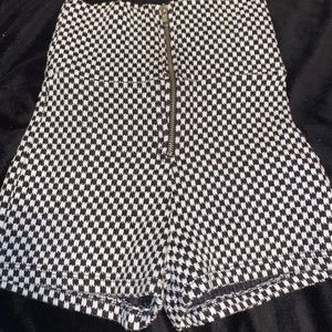 High Waist Checkered Shorts